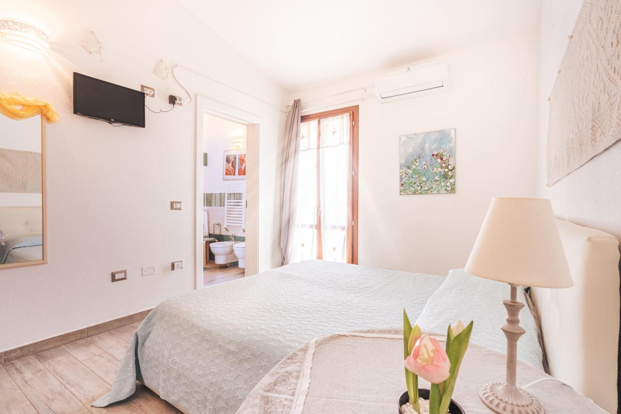B&B Sos Manneddos Posada  Ngoại thất bức ảnh